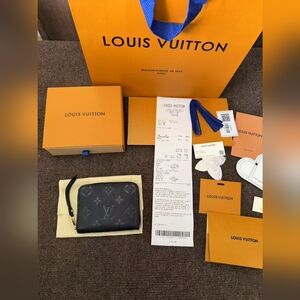 Louis Vuitton Zippy Coin Purse